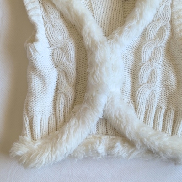 koala baby ivory cable knit sweater vest with faux fur trim 9 months baby girl - Picture 4 of 6